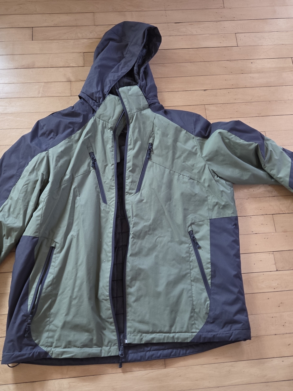 Men's Olive & Charcoal Hooded Outdoor Jacket
